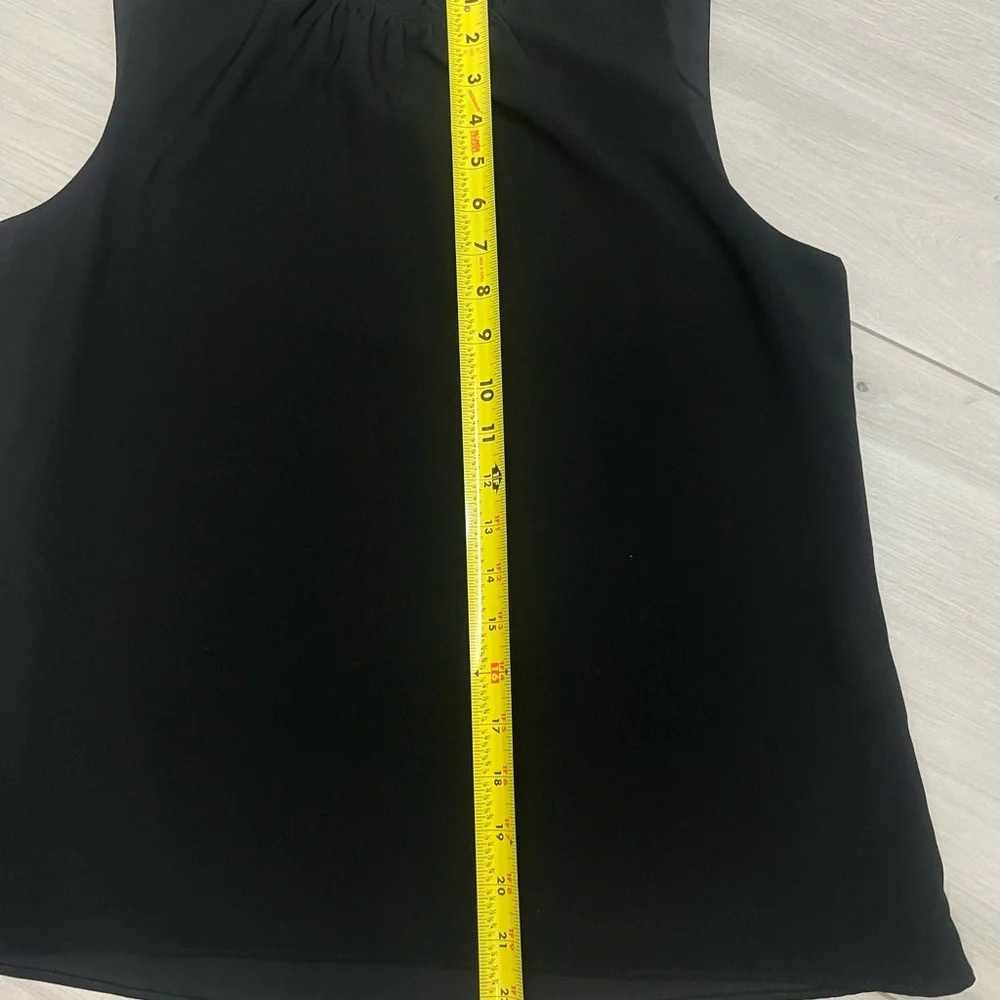 J. Crew Black Sleeveless Ruffle-Neck Shell Blouse Sz S Preppy Classic Office - Picture 6 of 7